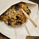 鮨 心白 - 鰯のつみれをハンバーグに見立ててフィンガーフードにしてあります