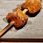 とり茶太郎 - ホロホロ鳥のモモです　ソリも美味かったけどモモも旨い