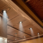 とり茶太郎 - 店内は焼鳥の煙が充満してますがこれが良いんだねぇ