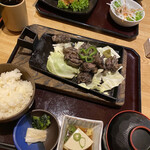 宮崎地鶏炭火焼 車 - 