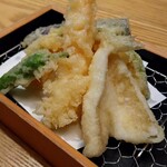 蕎麦前 山都 - 天ぷら盛り合わせ
