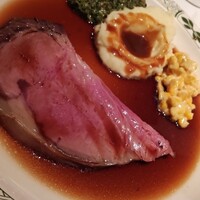 ロウリーズ・ザ・プライムリブ 恵比寿ガーデンプレイス店 - 