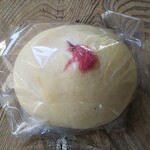 えんツコ堂 製パン - 桜あんぱん