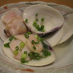 ぬる燗佐藤 - 蛤の酒蒸し　茨城
      （お通し）