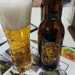 フロリダ亭 - スリランカのライオンラガービール（￥７００）