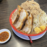 黒木製麺 釈迦力 雄 - 男の修行300g（全部マシマシ）920円