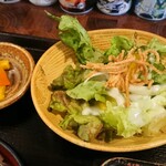 天ぷらダイニング 和木 - サラダ、漬け物