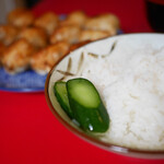 餃子とめしの包琳 - めしが旨い。