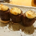 焼鳥 おさむ - 牛巻きチーズ