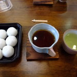 Ikeno ya - イートインでは和菓子とあう和珈琲とお茶。