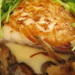 ラ ヴォワール - 「カリカリの北あかりをまとった真鯛」はこんな感じ