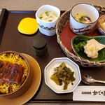 かごの屋 - 鰻せいろと季節のおばんざいセット。