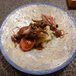 Sushi Shou - 蛍烏賊の100％サラダ、キャベツ、トマト、ドレッシングは蛍烏賊のワタ