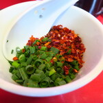 ラーメン二郎 - 待ってる間にカスタマイズ♪