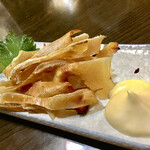 信長 - エイヒレにはやっぱりマヨ。そしてこの後、当然七味追加