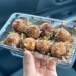 かっちゃん - 料理写真:たこ焼き8個 しょうゆ味☆