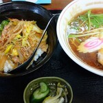 Chuuka Ichi Oshi - Bランチ（らー麺＆広東風春野菜と豚肉炒め丼）