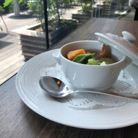 ポム・ダダン - 