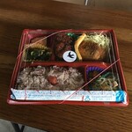 Nomi Dokoro Kotohira Kujaku - つばめって麺市場の近くの？