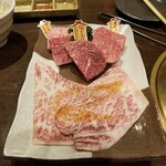 炭火焼肉 牛和鹿 本店 - 