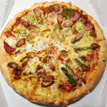Piza Hatto - ...楽天デリバリー「【期間限定30％OFF】おいしみ４　Lサイズ（2484円）」、ピザハットは安いがドミノピザより薄っぺらく具材量も乏しい。。