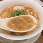 創作麺工房 鳴龍 - この胡麻スープがたまらんです！