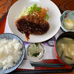 くすのき亭 - メンチカツ定食