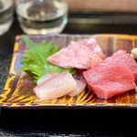 よねさん - 〈2021年03月再訪・96回目〉刺し盛りは、本鮪・カンパチ・金目鯛・みる貝・メバル・メジナ・雲丹