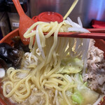 イレブンフーズ 源流 - 麺はコシがあって美味しい
