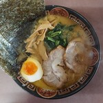 弾岩ラーメン - 横浜家系ラーメン