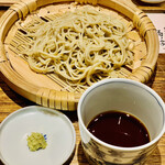 日本橋 蕎ノ字 - ☆蕎麦で〆る。
      ◎蕎麦粉は青森白神産地産と静岡の川根本町産の粉を混ぜて使用。