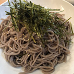 炭火ダイニング たつや - ピリ辛鶏つけ蕎麦　麺が柔らかくて残念…