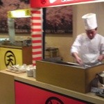 壱湯の守 - 夜バイキングの一部、和牛ステーキ、鉄板焼き