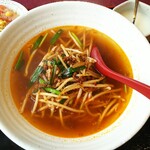 百鶴源 - 台湾風ラーメン 790円