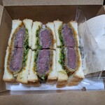 カツとカツサンド たいぜん - 料理写真:上州牛ランプカツサンド