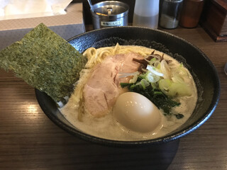 びし屋 - ラーメン（着丼）