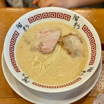 ラーメン階杉 - トンコツラーメン（ネギ、キクラゲ抜き）