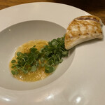 浪花ろばた 頂鯛 - ヒラメの塩焼きを添えてくれた気配りに感謝