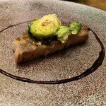 浪花ろばた 頂鯛 - 熟成豚と芽キャベツ