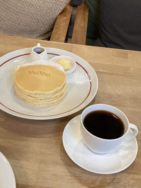 パンケーキママカフェ Voivoi ヴォイヴォイ 三軒茶屋 カフェ 食べログ