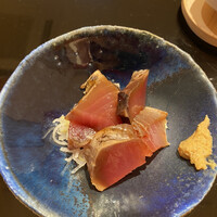 鮨 こだん - カツオタタキ、和辛子で