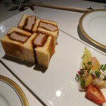 洋食 つばき - 黒豚ヒレカツサンド