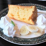 Kafe Mariposa - 柚子シフォンケーキ480円