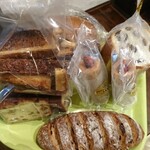 ベーカリー ペニーレイン - 