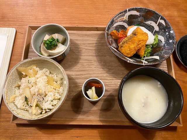 食堂 こより 田神 和食 その他 食べログ