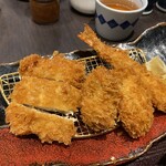 Tonkatsu Hamakatsu - チキンカツ、えびフライ、カキフライ