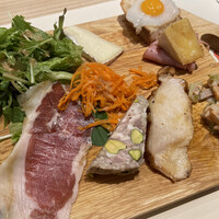 西洋料理 Jules - ランチコース（税込　2,750円）評価＝○：前菜