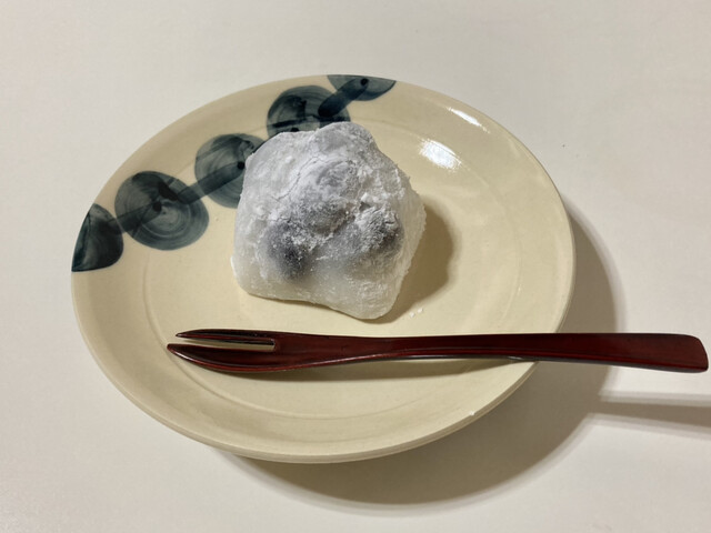 まるに抱き柏 マルニダキガシワ 西院 阪急 和菓子 食べログ まるに抱き柏 マルニダキガシワ 西院 阪急 和菓子 食べログ