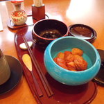 日本料理 おりじん - ホテル自家製の梅干し