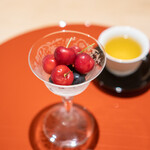 肉屋 雪月花 NAGOYA - 浜松のブルーベリー 佐藤錦